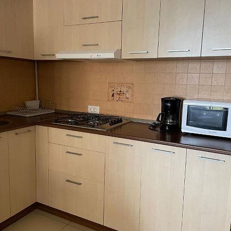 Sea Escape Apartment Мамая Экстерьер фото