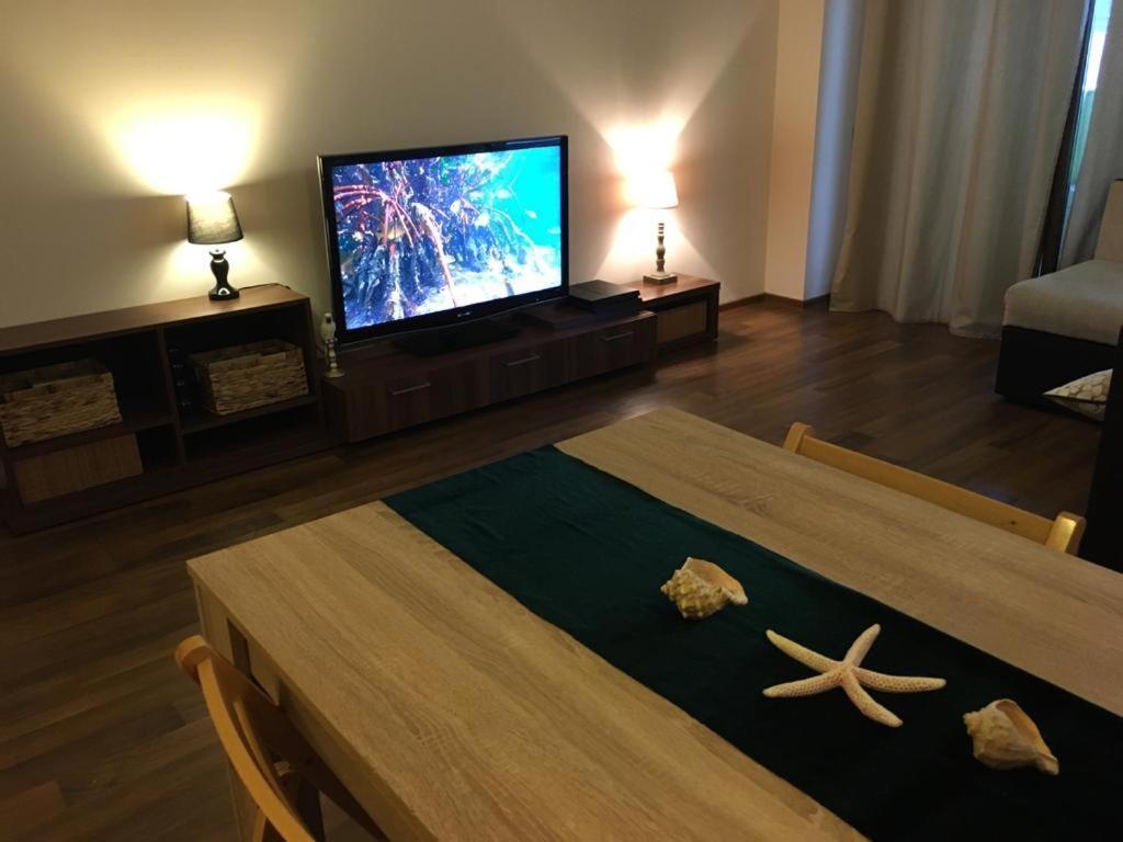 Sea Escape Apartment Мамая Экстерьер фото